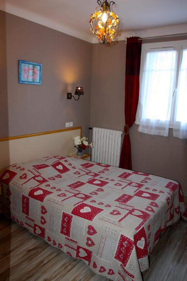Hotel Restaurant Des Deux Vallees Entraygues-sur-Truyère Kamer foto